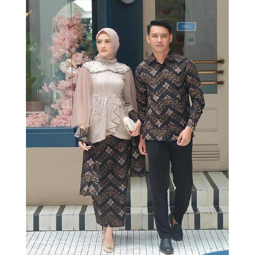 Kebaya Wisuda Modern Murah Model Kekinian Couple Tunangan Friska