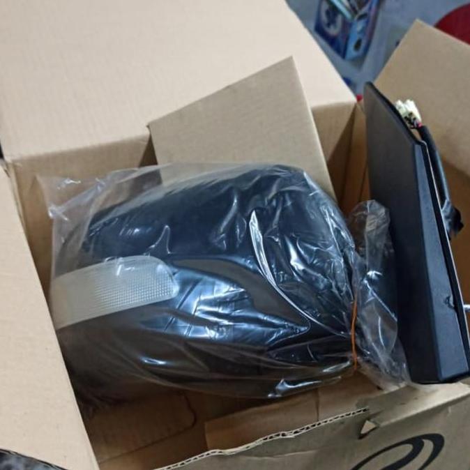 Spion Daihatsu Sirion 2007-2010 Premium