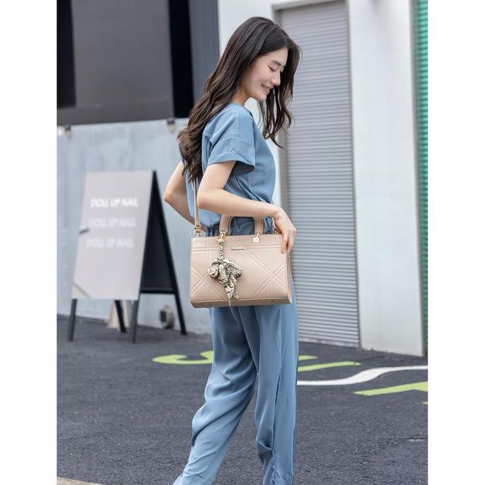 Tas Tangan Wanita Palomino Fioren - Hitam