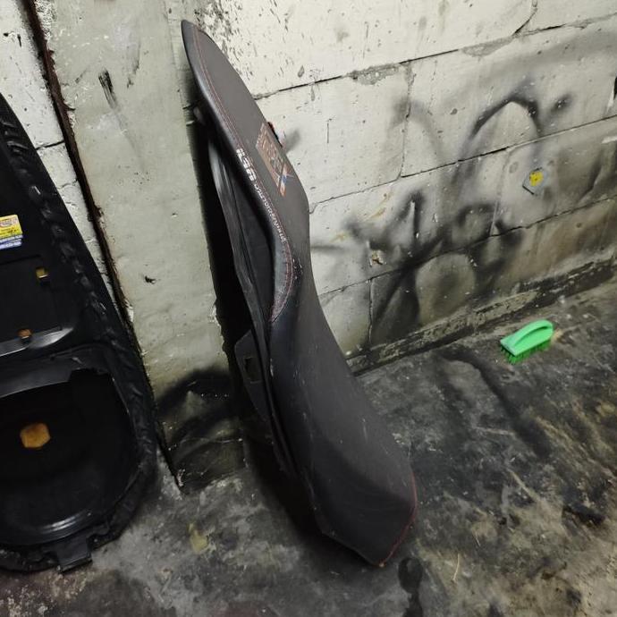 Jok Slim Yamaha Aerox 155 Old Pendek Second Bekas Ready