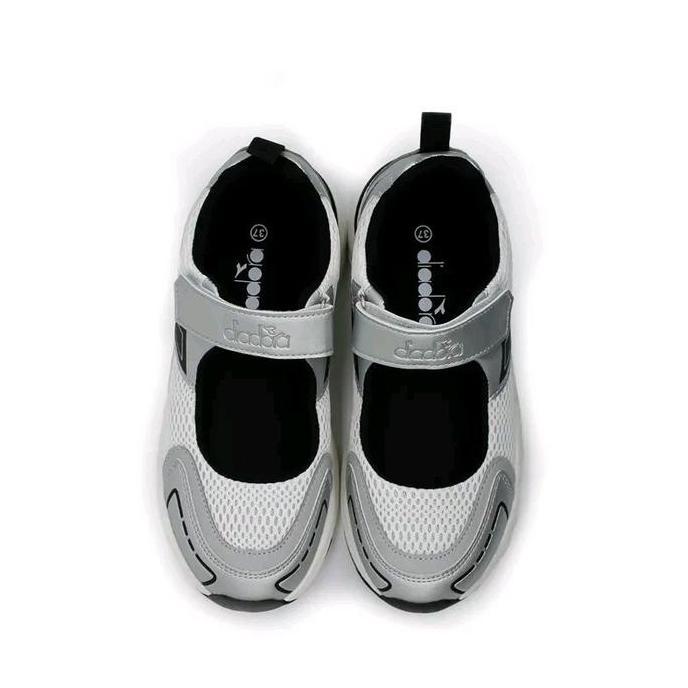 Diadora Pilano Women's Lifestyle Shoes - White Black