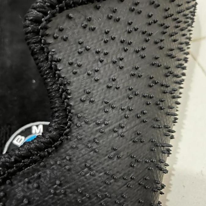 karpet kotak 50 x 50