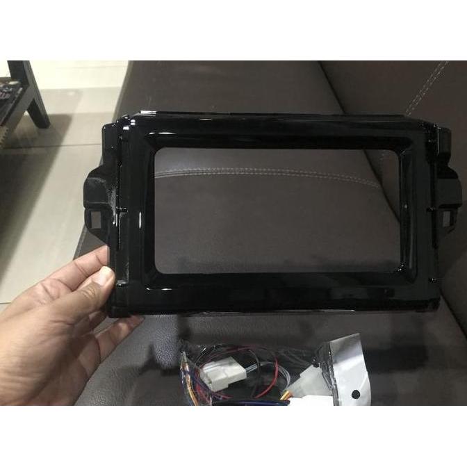 FRAME PANEL HEAD UNIT TOYOTA FORTUNER VRZ LENGKAP SOKET KABEL PNP
