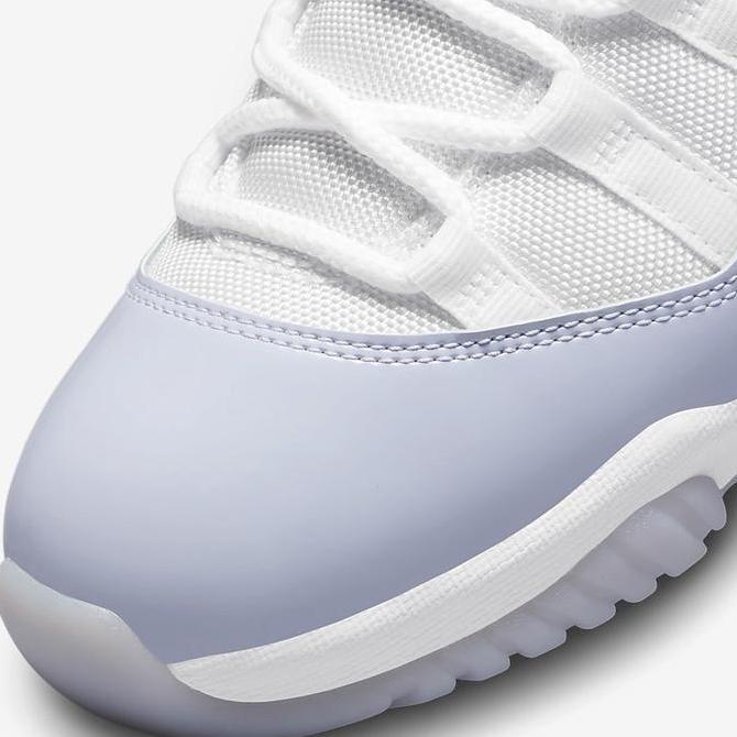 NIKE AIR JORDAN 11 RETRO LOW WHITE PURE VIOLET