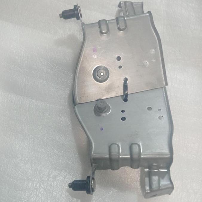 Bracket Head unit Ertiga 2018-2020 RESTOCK