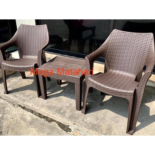 Kursi Bangku Sender Tangan Plastik Motif Anyaman Rotan Sangat Nyaman