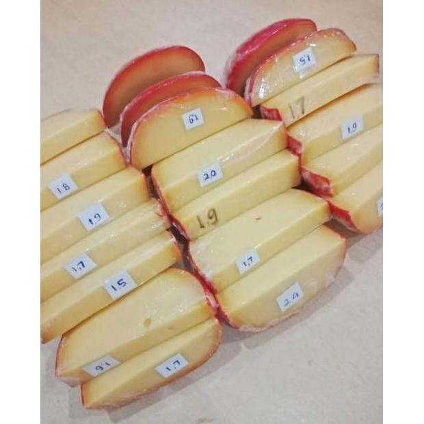 Expert- Keju edam victoria repack 250gram