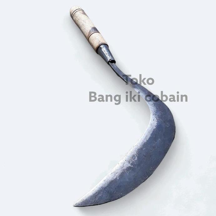 Alat Pemotong Rumput Arit Rumput Baja Per Gagang Kayu