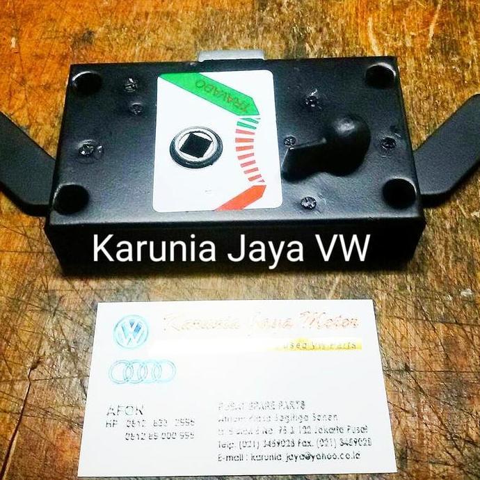 * DOOR LOCK PINTU TENGAH VW KOMBI BRAZIL DI PART VW SPAREPART VW ''