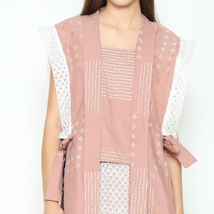 Setelan Elly Vest Kebaya Broklat Mix Sarung Instan Batik Kombinasi Broklat - Atasan, Katun, Pendek, 