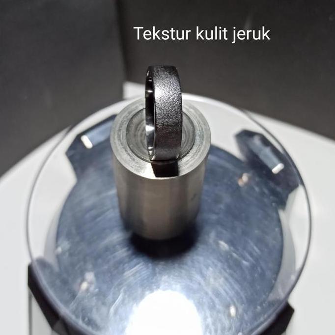 Cincin zirconium couple