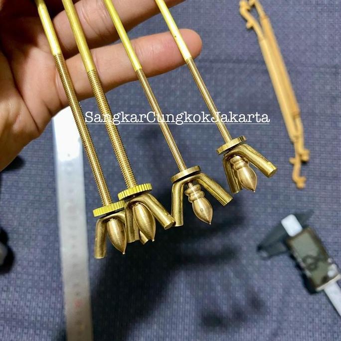 Brixd- As Gantungan Sangkar Cungkok Kuningan