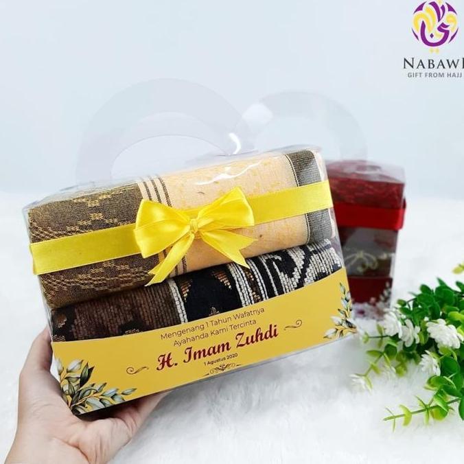 Religg- Parcel Sarung Sajadah / Paket Sarung Dan Sajadah Oleh-Oleh Haji