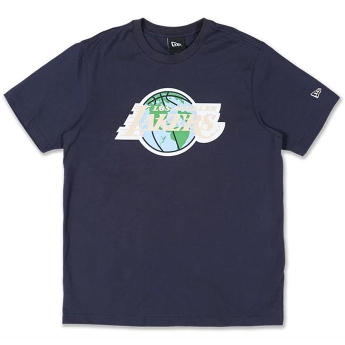 Kaos Pria New Era Los Angeles Lakers NBA World Navy Short Sleeve T-Shirt