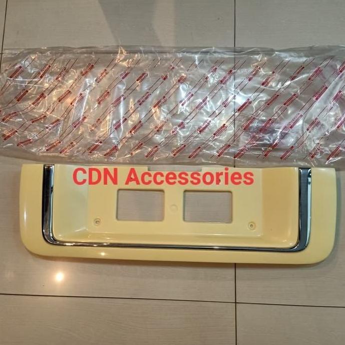 back door ornament Kijang kapsul/ornamen bagasi Kijang Kapsul 97-2001