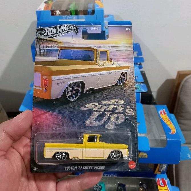 Hot Wheels Custom 62 Chevy Pick Up Surf Kuning Special Edtion