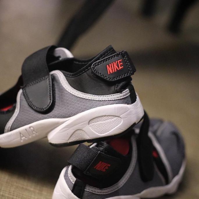 Nike Air Rift Grey Black Orinal