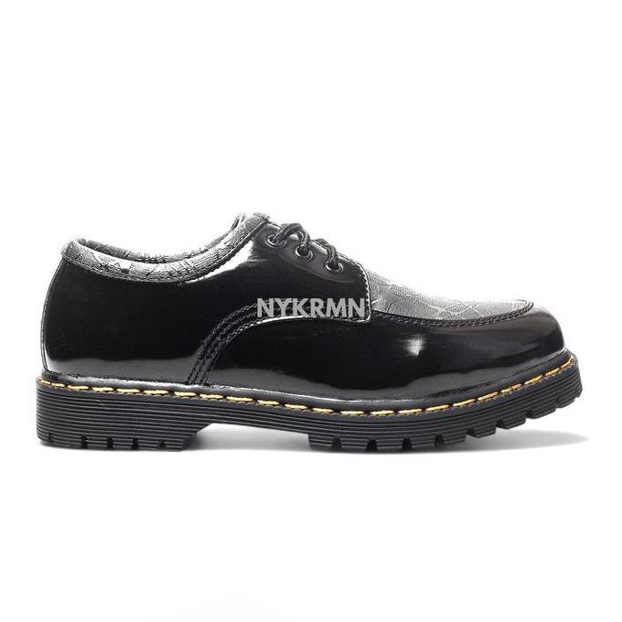 Sepatu Formal Pria Pantofel Docmart Wingtip Casual Kerja Kekinian