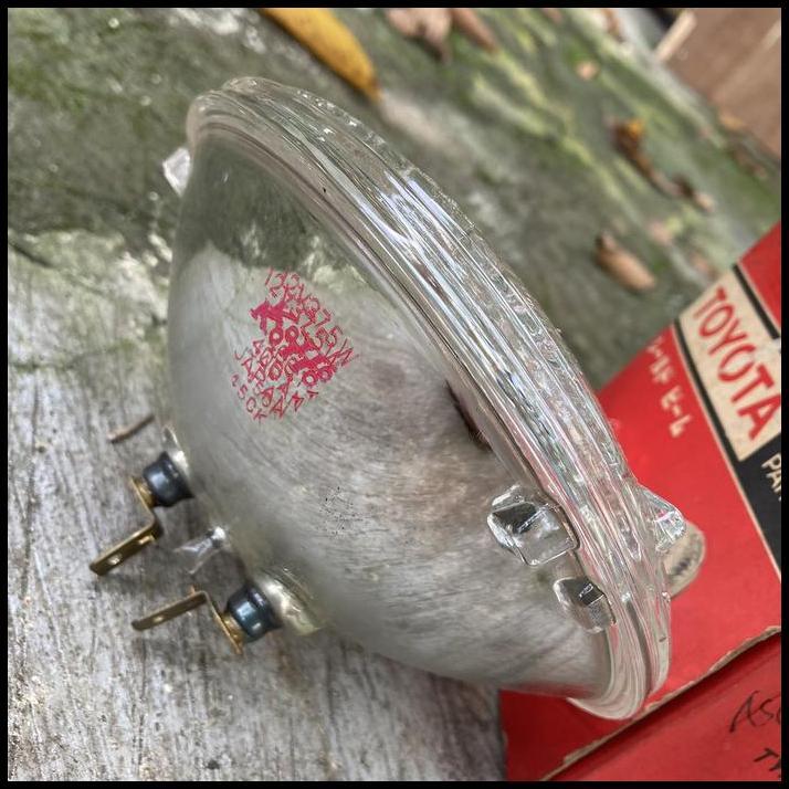 TERBARU SEALED BEAM NO 1 LAMPU DEPAN 12V 37.5W 2 KAKI COROLLA KE70 DX CORONA RT81 RT100 RT104 RT116 