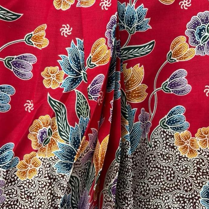 ROK INSTAN WIRON BATIK PRINTING dengan Motif Bunga Warna-warni dan Desain Elegan untuk Tampilan Mewa