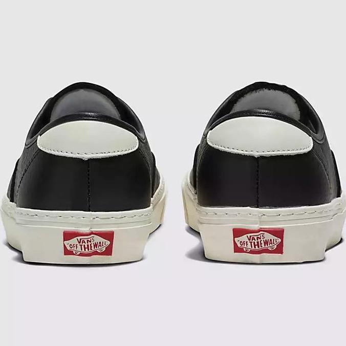 Vans Authentic Leather Lux Black True White