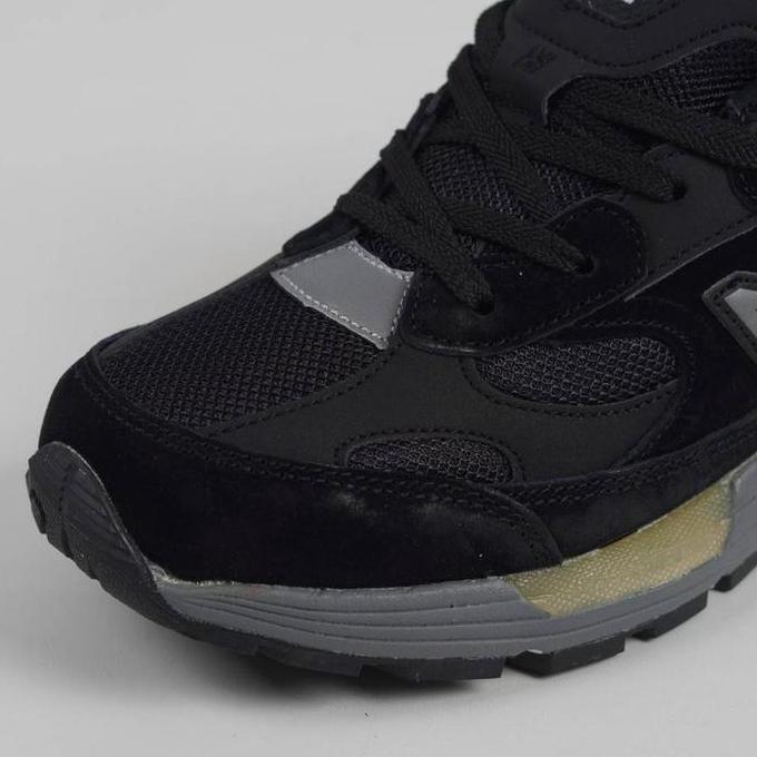 Sepatu New Balance 992 Black Grey