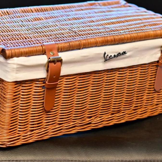 * BOX KERANJANG VESPA PICNIC *