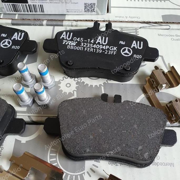 KAMPAS REM BELAKANG W117 W156 W176 W246 ORI MERCY A0064207920