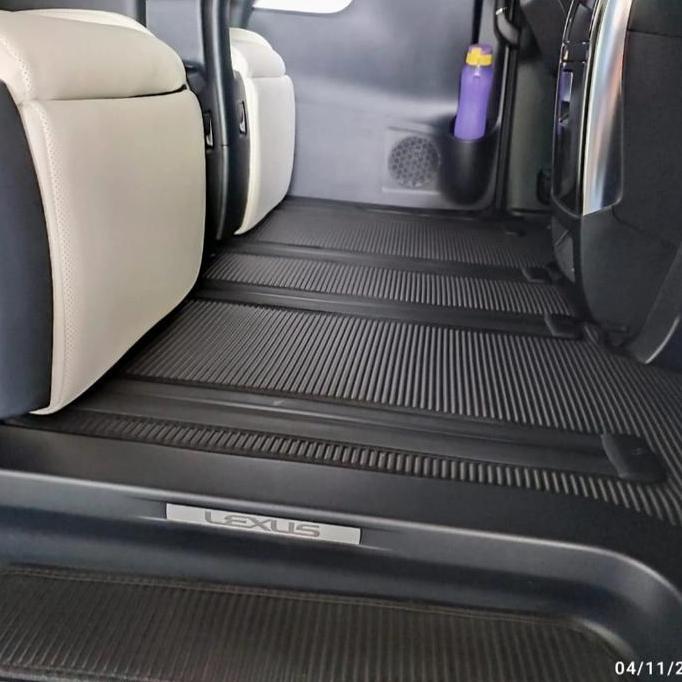 Karpet Lexus Lm 350