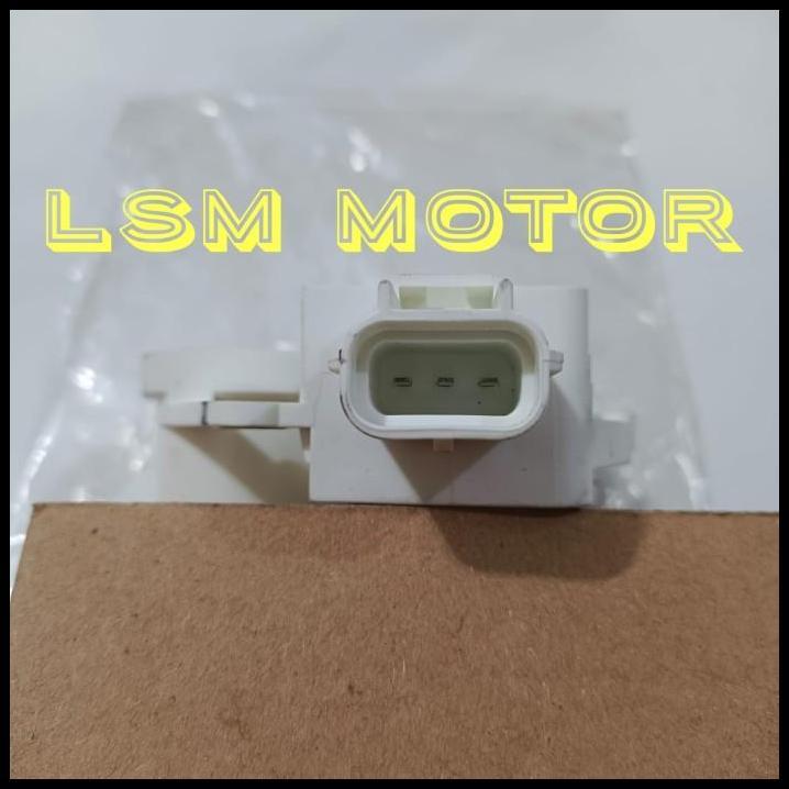 TERLARIS IC ALTERNATOR IC REGULATOR FORD ESCAPE 2.0CC 