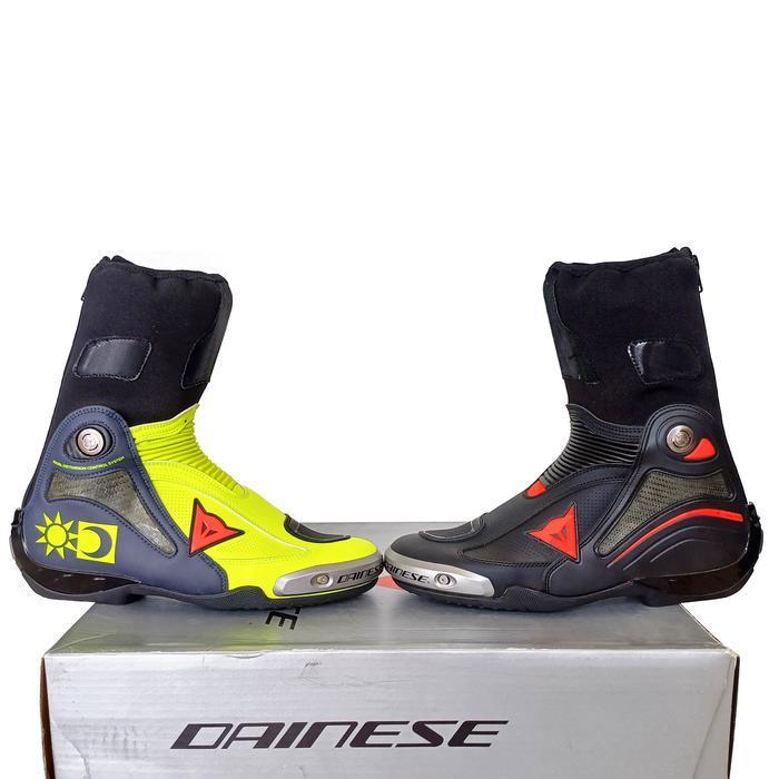 Sepatu Motor Racing Dainese Axial D1 Boots