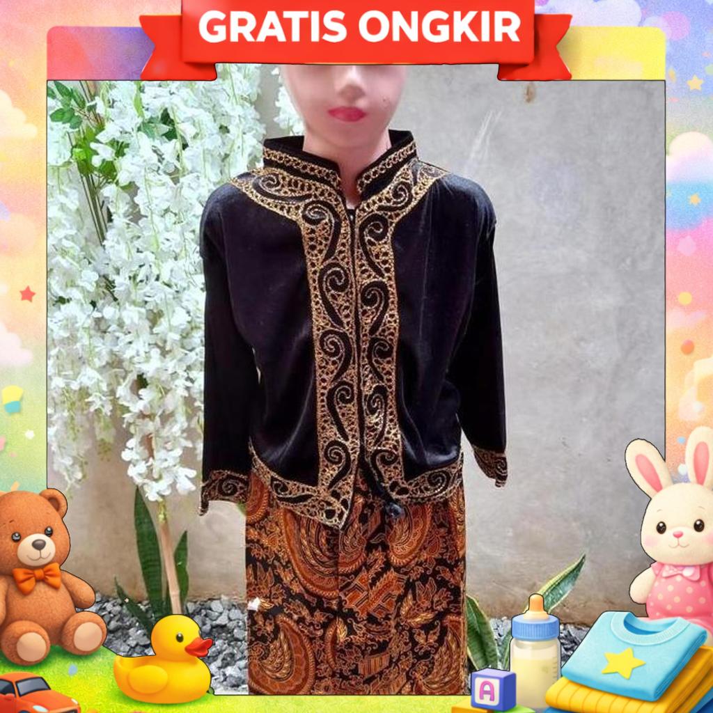 Baju Adat Jawa Tengah Kota Solo Anak Anak