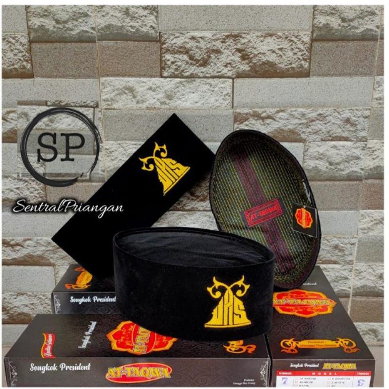 Peci Hitam Polos Songkok Kopiah Bordir Logo Uas Peci Uas