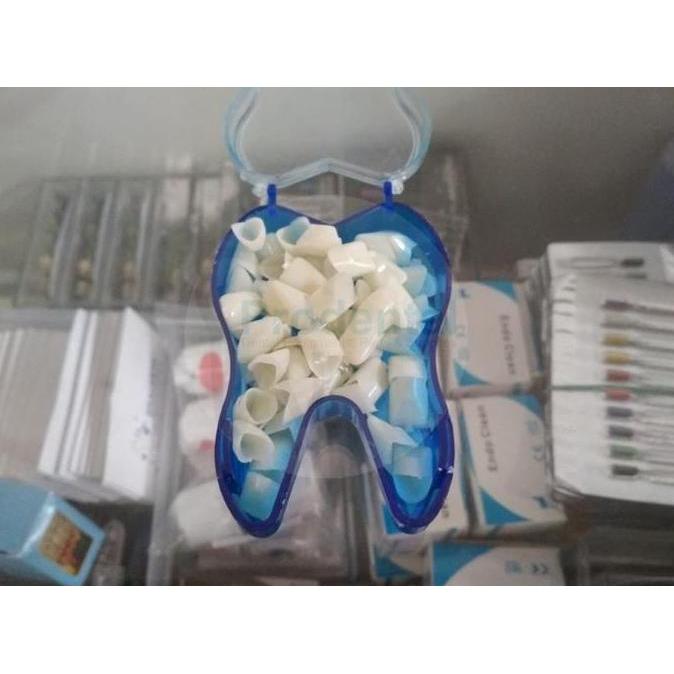 Dental Crown / Mahkota Gigi Depan Sementara.