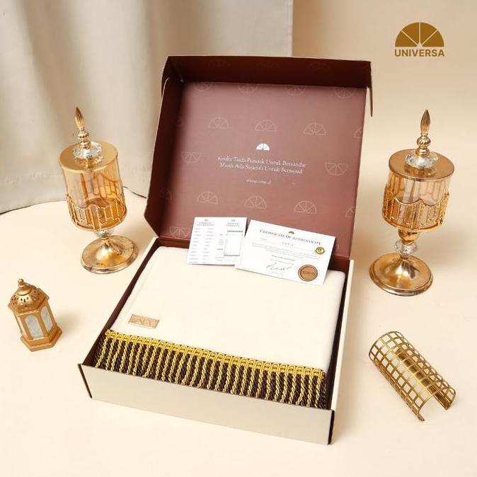 Grosir (New Box) Universa Sajadah Dewasa White (L) - Sajadah Polos Busa Bulu Alas Anti Slip