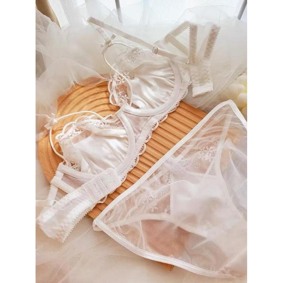 Dezenna Bra Set Push Up Kawat G String Wanita Bikini 5B027