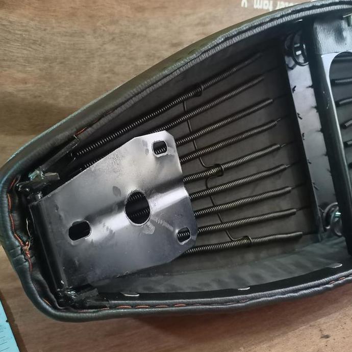 Jok panjang piaggio jok clasic vespa super sprint vbb pxe piaggio