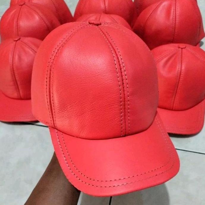 Topi Baseball Warna Merah Kulit Asli Ukuran Dewasa Motif  Polos