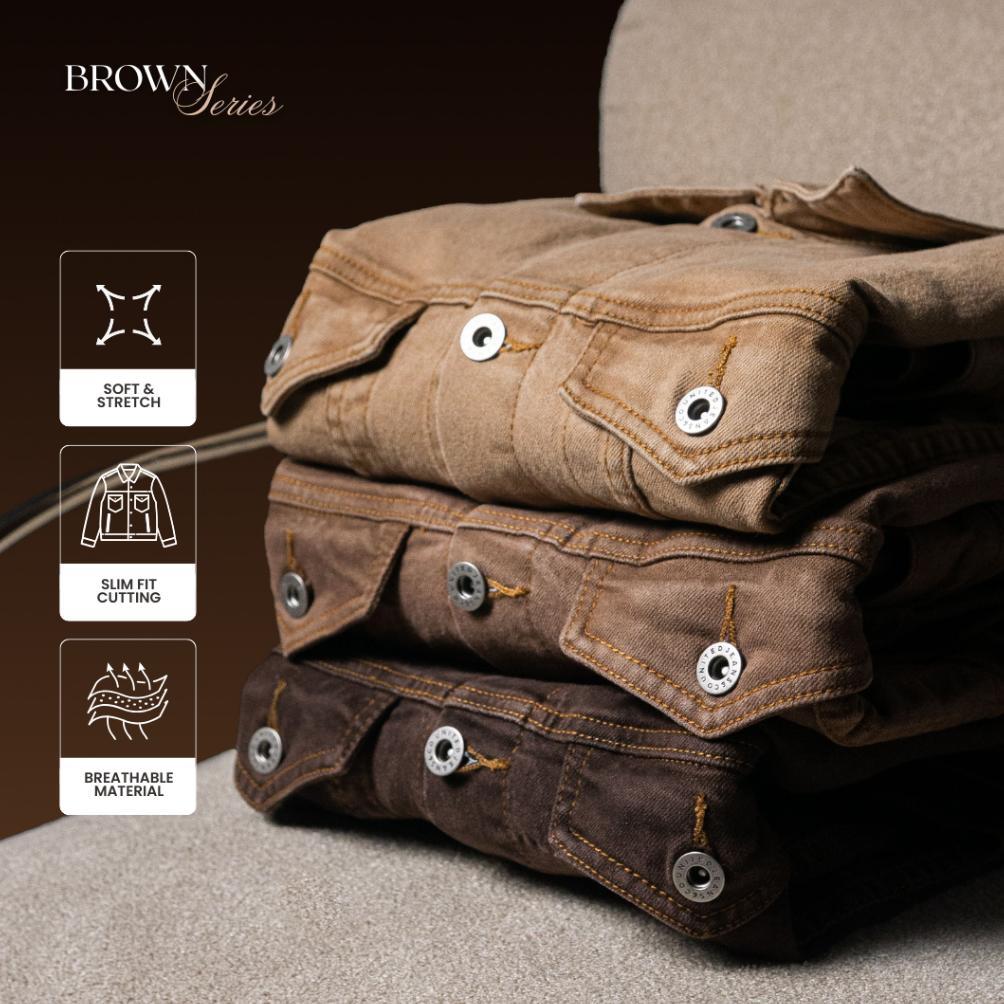 BESTPROMO UNITEDJEANS - Ultimate Denim Jacket - Jacket Jeans Pria Bahan Soft Stretch Denim - Brown S