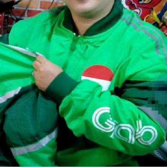 Boywings- Jaket Graab Bomber Terbaru 2024 Bahan Taslan Kerah Hijau Bisa Buat Vermuk Korean Style Teb