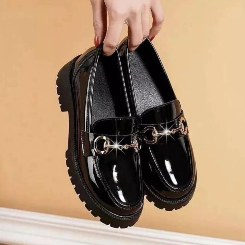 cuci gudang sepatu docmart wanita kulit hitam glosy sepatu casual import premium