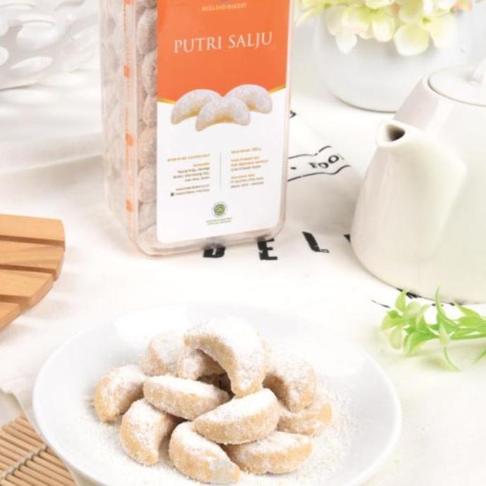 Putri salju toples Holland Bakery HS