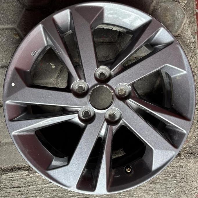 Velg xenia R15 2022 Original daihatsu