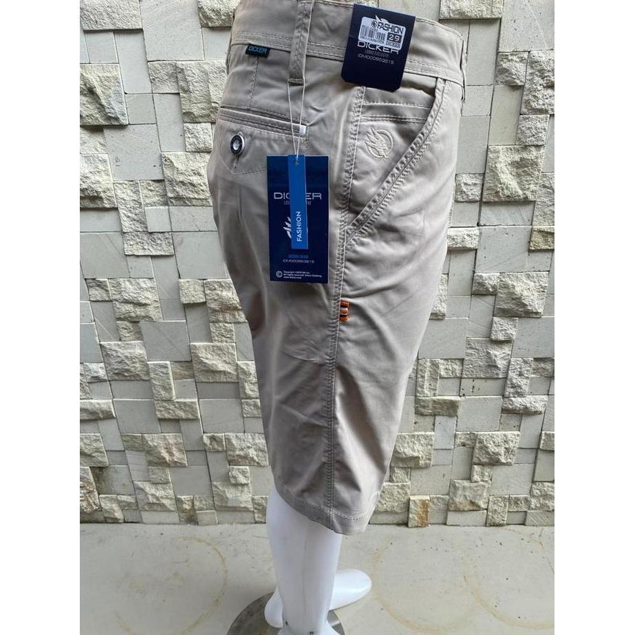 [NEW ARRIVAL] / Celana Pendek Pria Bahan Katun Tebal Halus Merk DICKER Kualitas CARDINAL Santai Hita