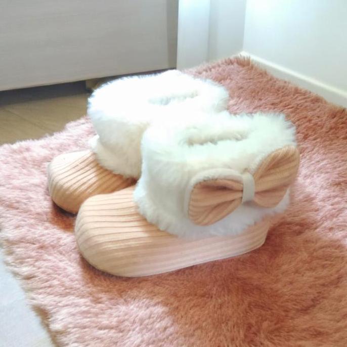 AV16 ~ Sepatu Bayi Boot Bulu Sepatu Bulu Bayi Baru Lahir sampai 1 tahun Prewalker Perempuan Strap