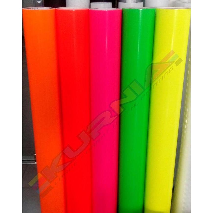 Sticker Oracal 6510 - 69 Neon Green