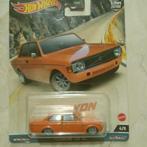 hotwheels 73 volvo 142 gl canyon warriors