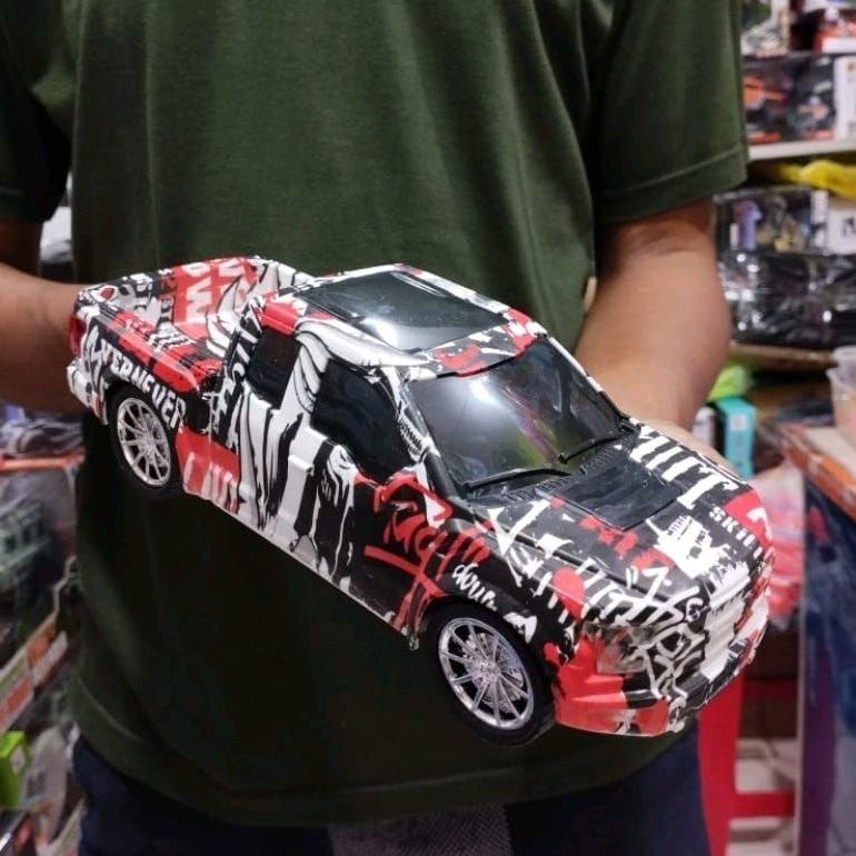 LARISS Bintang RC mainan mobil remote hilux grafity  / rc sportcar / mainan remote cars