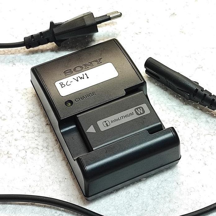 Battery Charger Original Bawaan Sony Bc-Vw1 + Battery Np-Fw50 Second