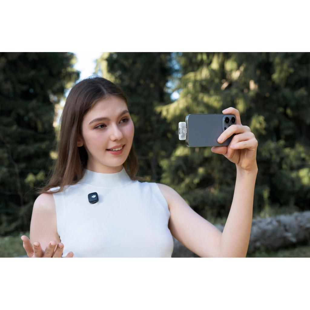 DJI Mic Series Mobile Receiver The Mobile Receiver of the DJI Mic Series for DJI Mic 2 DJI Mic 3 and